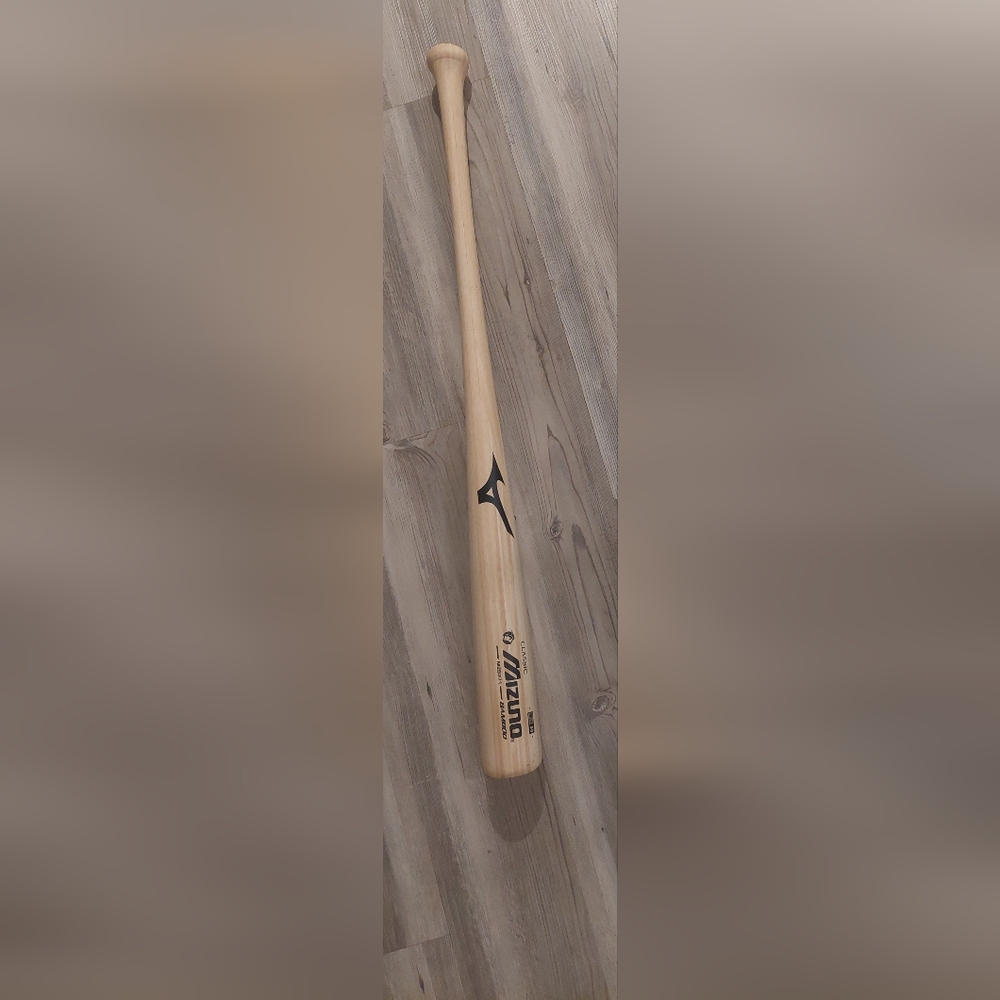 Mizuno Natural Wood Baseball Bat with Black Logo - Picture 3 of 7
